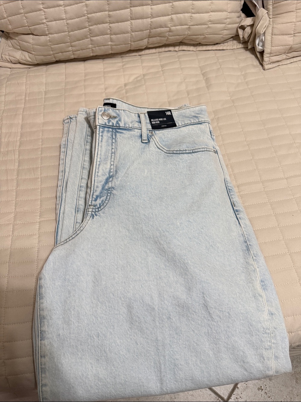 Express Light Wash Relaxed Men's Jeans